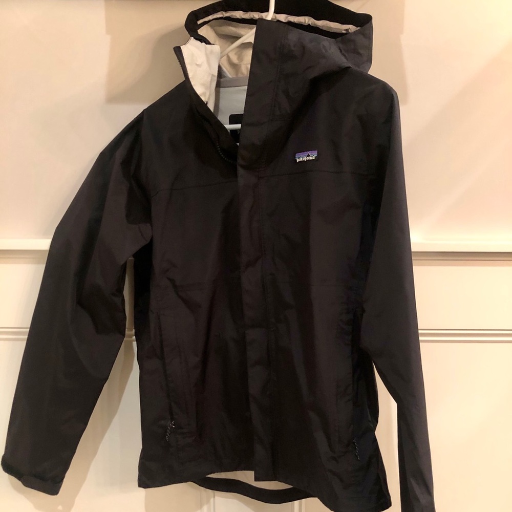 Men's Patagonia waterproof she'll in black
